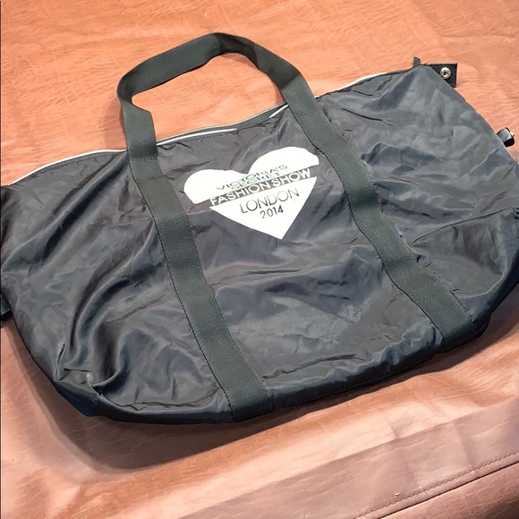 VS fashion show tote - Picture 1 of 4